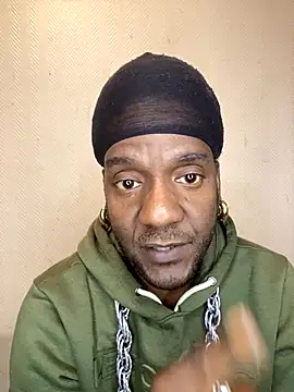 Snapshot of Kingdinyxxx chatting on October 2025 12:16:02 PM Kingdinyxxx online show from October 2025 12:16:02 PM