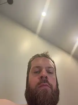 leGroGars online show from April 2026 06:43:02 PM