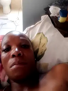 Snapshot of kinkyliciouse23 chatting on October 2025 01:54:01 PM kinkyliciouse23 online show from October 2025 01:54:01 PM