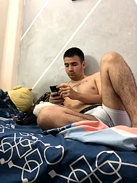 Cesar Augusto online show from November 2025 01:33:02 PM