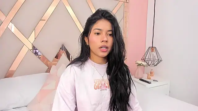 Snapshot of samantaa_shy chatting on October 2025 03:40:02 AM samantaa shy online show from October 2025 03:40:02 AM