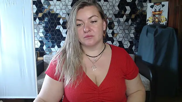 Snapshot of NikaSkylink chatting on April 2026 04:26:01 AM NikaSkylink online show from April 2026 04:26:01 AM