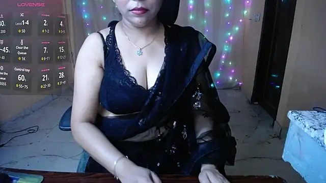 Snapshot of Divvya_ chatting on June 2026 06:34:02 PM Divvya online show from June 2026 06:34:02 PM