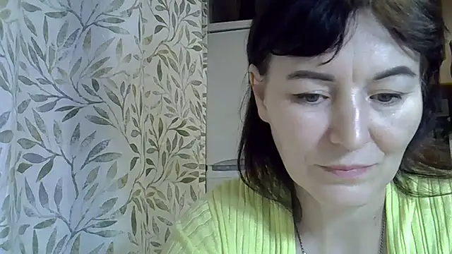 Snapshot of Krystal_82 chatting on February 2026 08:40:02 PM Krystal 82 online show from February 2026 08:40:02 PM