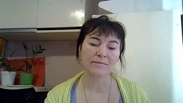 Snapshot of Krystal_82 chatting on February 2026 08:20:01 AM Krystal 82 online show from February 2026 08:20:01 AM