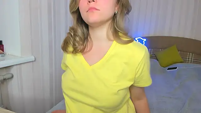 milalapka online show from October 2025 10:00:02 PM