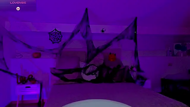 Snapshot of Real_cutie1 chatting on November 2025 08:33:02 PM Real cutie1 online show from November 2025 08:33:02 PM