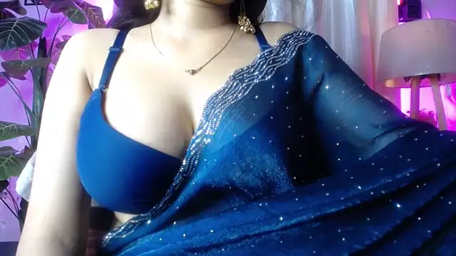 kiara 1122 online show from July 2026 11:14:01 PM