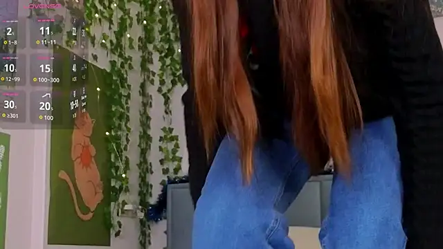 Ashley Pierce online show from December 2025 04:19:02 AM