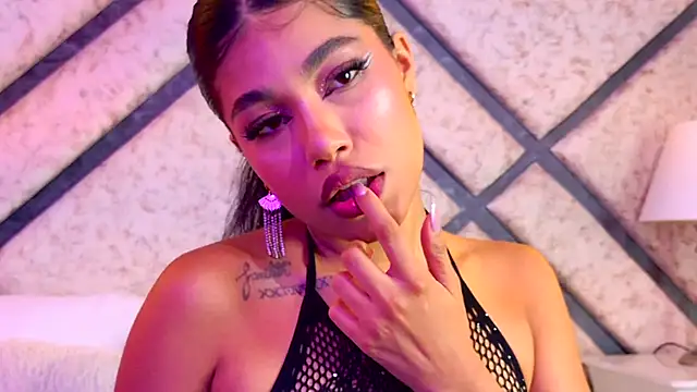 ZafiraRose online show from October 2025 04:05:02 PM