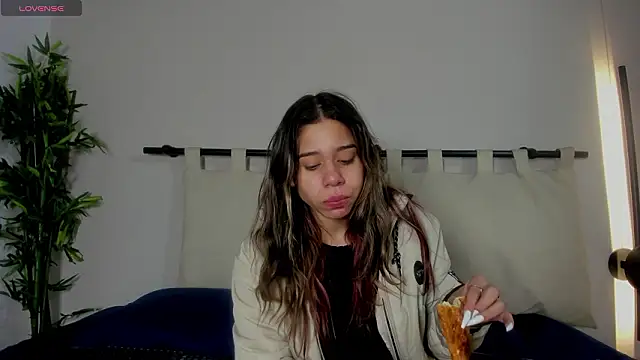 Rachell criss online show from February 2026 04:18:02 AM