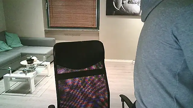 Dartanjanas13 online show from November 2025 05:24:02 PM