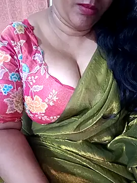Snapshot of Swetyhoney chatting on October 2025 04:16:02 PM Swetyhoney online show from October 2025 04:16:02 PM