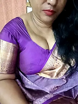 Snapshot of Swetyhoney chatting on October 2025 05:12:01 PM Swetyhoney online show from October 2025 05:12:01 PM