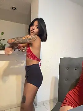 Snapshot of Nia_Desire chatting on July 2026 07:22:01 AM Nia Desire online show from July 2026 07:22:01 AM