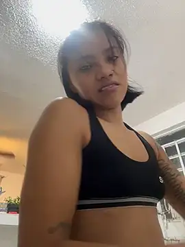 Snapshot of Nia_Desire chatting on July 2026 08:45:01 AM Nia Desire online show from July 2026 08:45:01 AM
