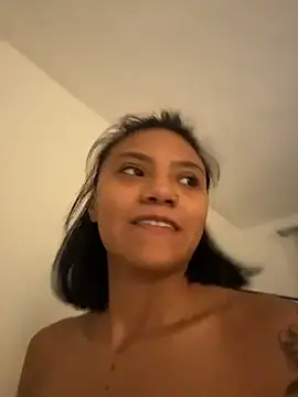 Snapshot of Nia_Desire chatting on July 2026 08:12:01 AM Nia Desire online show from July 2026 08:12:01 AM
