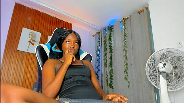 Evaa 18 online show from January 2026 05:18:02 PM