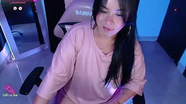 Danniela20 online show from March 2026 03:45:02 AM