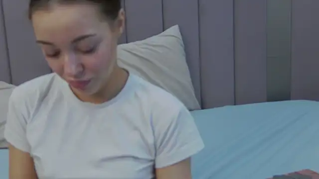 ZoeyNeal online show from March 2026 02:07:02 PM