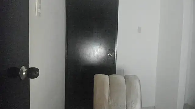 Snapshot of ThiagoLugo chatting on June 2026 05:07:01 AM ThiagoLugo online show from June 2026 05:07:01 AM