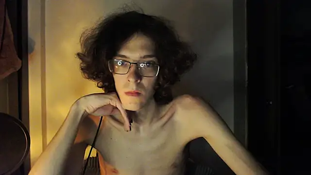 LovesomeCookie online show from May 2026 07:29:01 PM