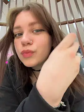 Snapshot of lucy-joy chatting on April 2026 11:15:02 AM lucy-joy online show from April 2026 11:15:02 AM