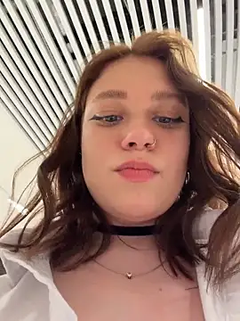 Snapshot of lucy-joy chatting on May 2026 11:50:01 AM lucy-joy online show from May 2026 11:50:01 AM
