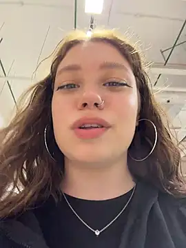 Snapshot of lucy-joy chatting on July 2026 10:12:02 AM lucy-joy online show from July 2026 10:12:02 AM