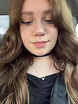 Snapshot of lucy-joy chatting on July 2026 10:22:01 AM lucy-joy online show from July 2026 10:22:01 AM