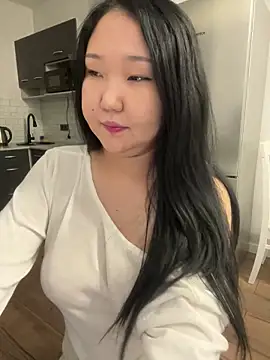 tammy gun online show from December 2025 02:11:01 PM