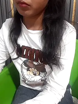 Snapshot of AnkitaDevi chatting on November 2025 06:23:01 AM AnkitaDevi online show from November 2025 06:23:01 AM