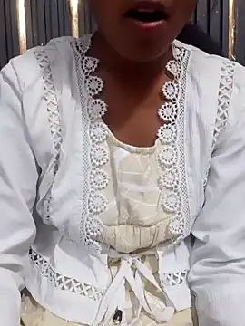 Snapshot of AnkitaDevi chatting on November 2025 05:01:02 AM AnkitaDevi online show from November 2025 05:01:02 AM