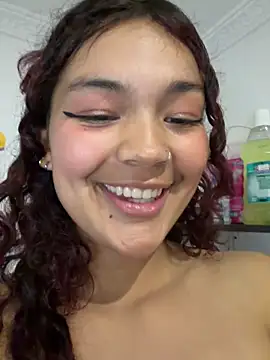 Snapshot of Camilla_Miller01 chatting on June 2026 12:32:02 AM Camilla Miller01 online show from June 2026 12:32:02 AM