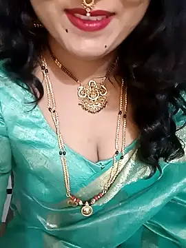 Snapshot of Niharika555 chatting on July 2026 06:45:01 PM Niharika555 online show from July 2026 06:45:01 PM