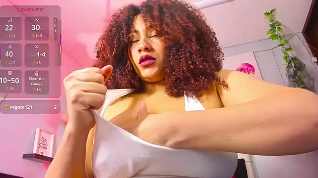 mila rozze online show from October 2025 01:11:01 PM