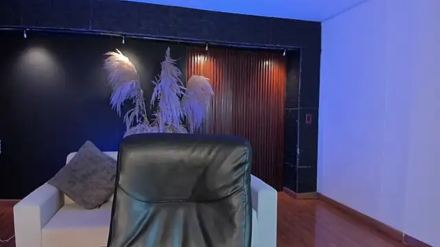 AidaJones online show from September 2025 11:24:01 AM