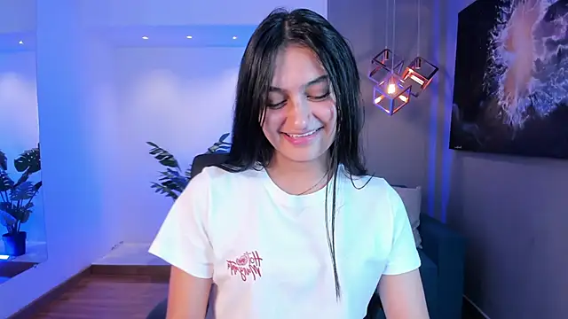 AidaJones online show from October 2025 11:51:02 AM