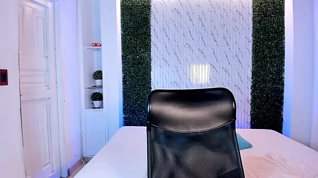 AidaJones online show from February 2026 11:43:02 AM