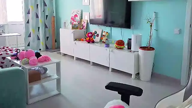 Im suka online show from February 2026 03:28:02 AM