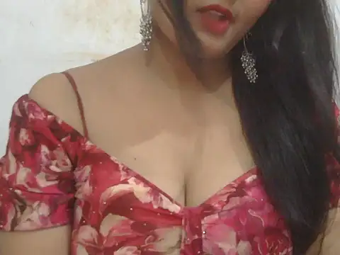 Snapshot of POOJA_199 chatting on May 2026 07:14:02 AM POOJA 199 online show from May 2026 07:14:02 AM