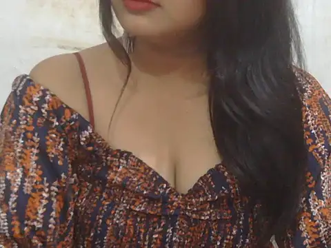 Snapshot of POOJA_199 chatting on May 2026 07:49:01 AM POOJA 199 online show from May 2026 07:49:01 AM