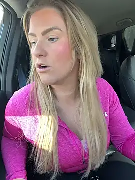 Charleigh xx online show from March 2026 12:00:02 PM