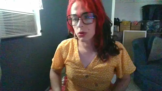 Snapshot of mayra_mayhem chatting on March 2026 04:01:01 PM mayra mayhem online show from March 2026 04:01:01 PM