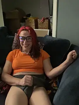 Snapshot of mayra_mayhem chatting on April 2026 04:18:01 PM mayra mayhem online show from April 2026 04:18:01 PM