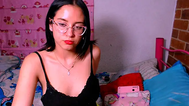 Snapshot of danaiisabella chatting on October 2025 01:39:03 AM danaiisabella online show from October 2025 01:39:03 AM