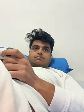 Snapshot of Noam7080z chatting on March 2026 07:36:02 PM Noam7080z online show from March 2026 07:36:02 PM