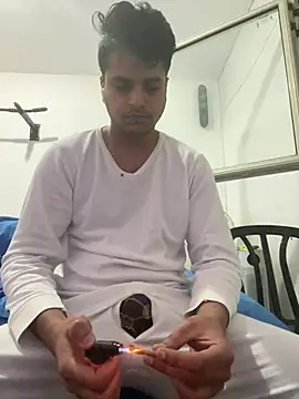 Snapshot of Noam7080z chatting on March 2026 07:26:01 PM Noam7080z online show from March 2026 07:26:01 PM