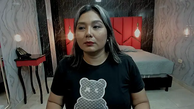 Snapshot of LatinaHoleQueen chatting on July 2026 03:32:02 PM LatinaHoleQueen online show from July 2026 03:32:02 PM