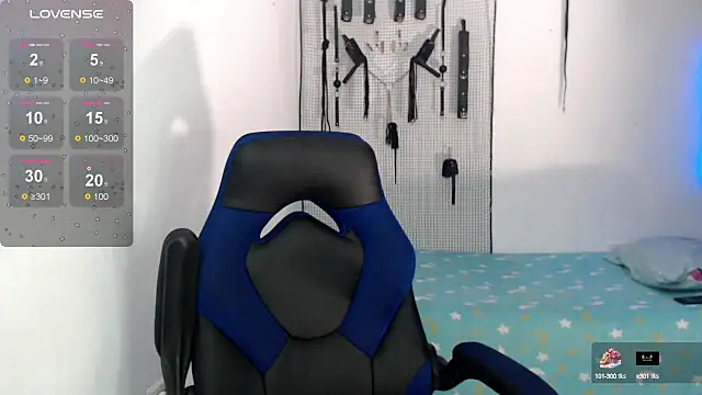 dylan apol0 online show from September 2025 01:40:02 AM